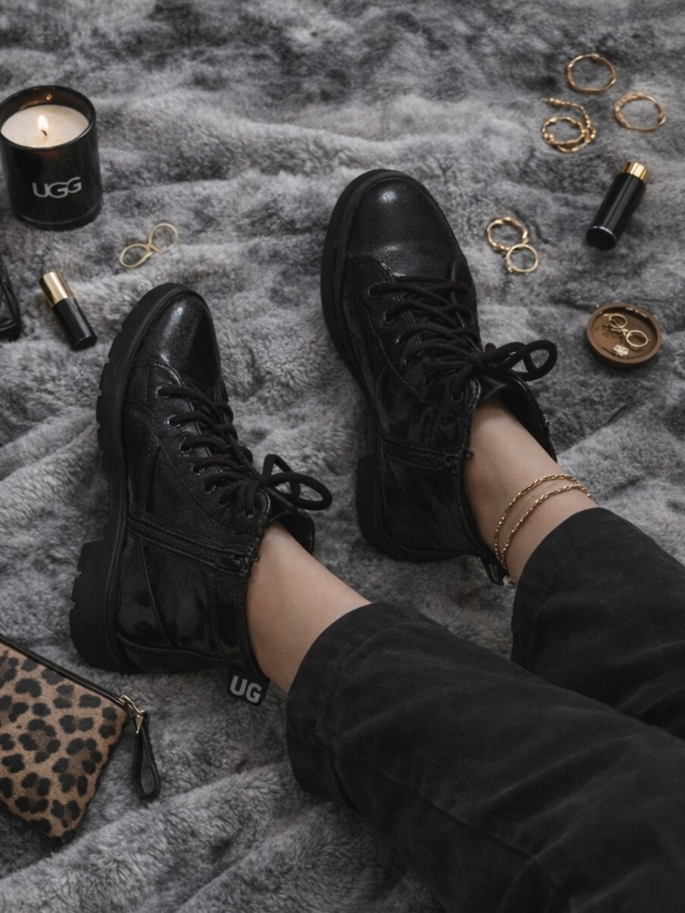 UGG Women’s Size 6 Black Glitter Combat Boots Lace Up Zip Chunky Sole
